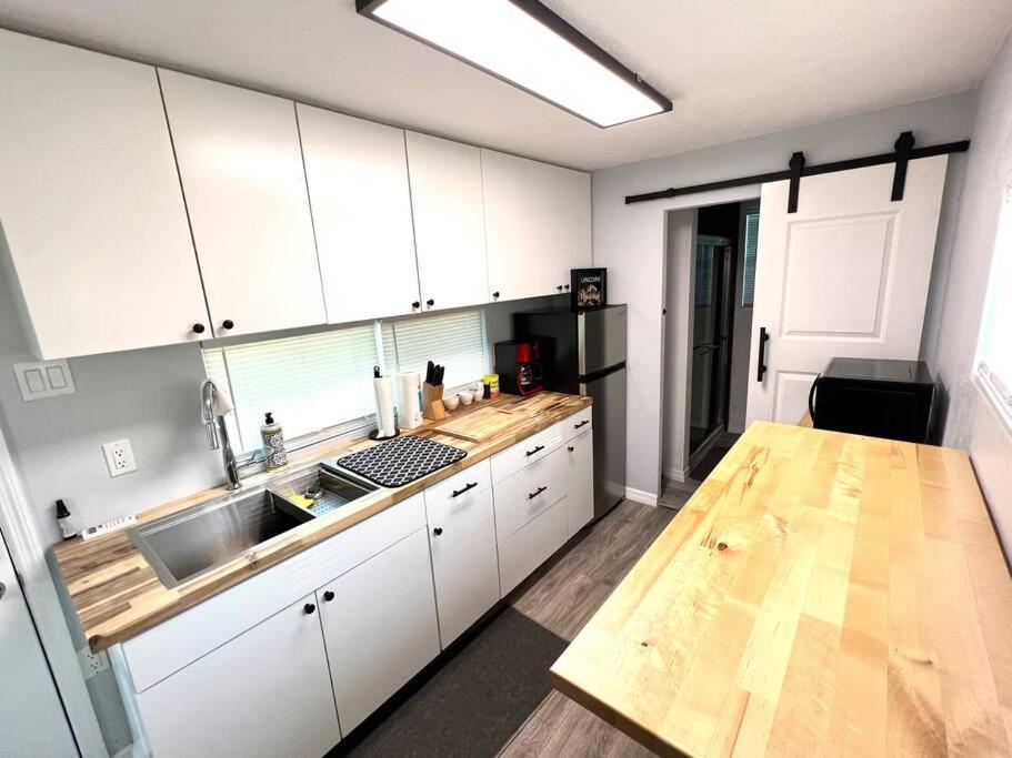 1Bed 1Bath Container Home Centrally Located Cypress Gardens Εξωτερικό φωτογραφία
